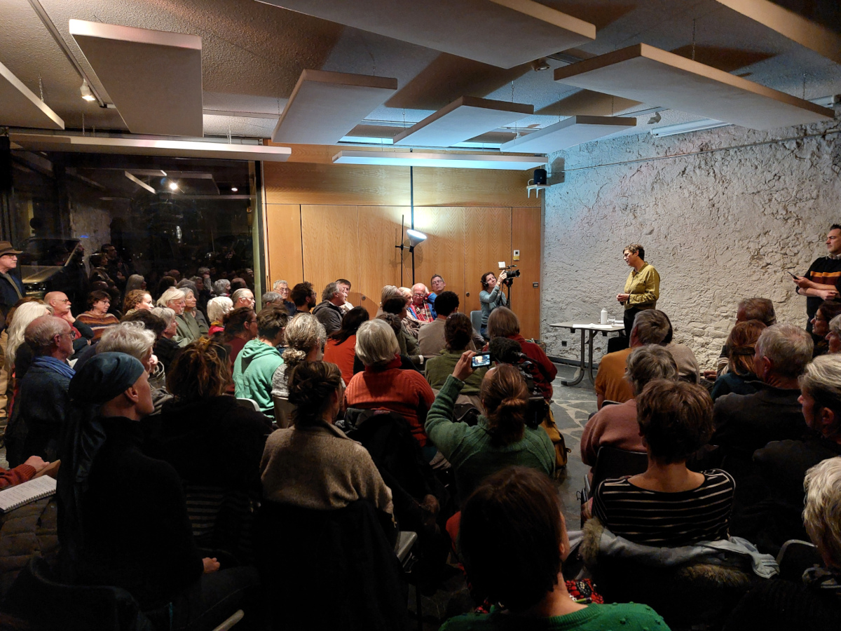 grande réunion à Mens